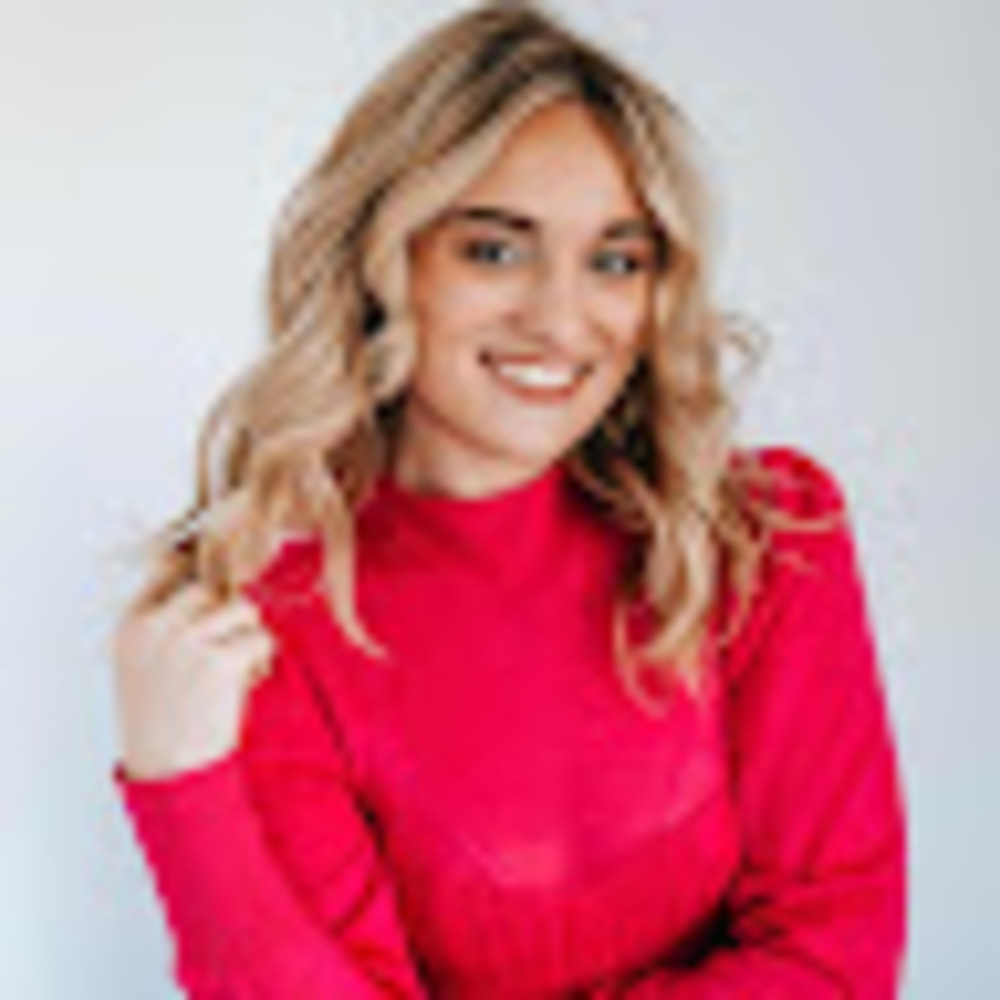 Meet your Posher, Caitlin